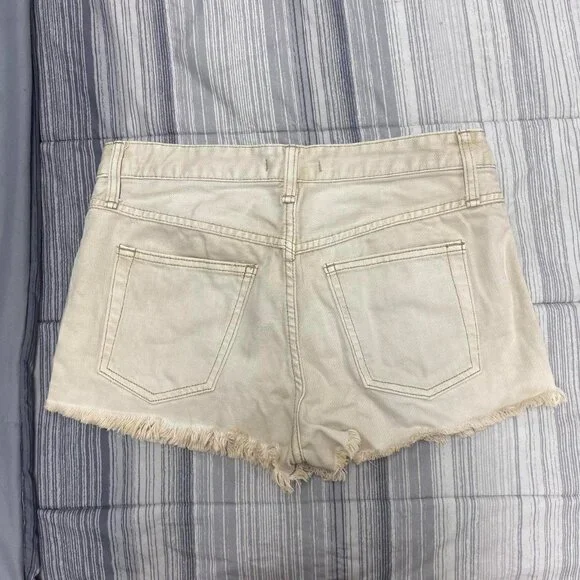 Free People Low Rise Khaki shorts - Picture 4 of 5